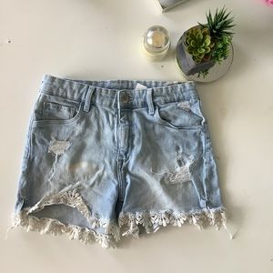 &DENIM Short Denim with Flower Accent Tulle